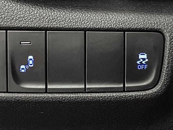 2021 Hyundai Kona Preferred AWD-15