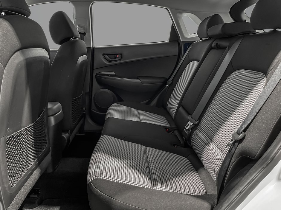 2021 Hyundai Kona Preferred AWD-24