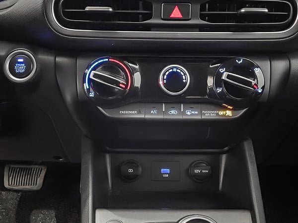 2022 Hyundai Kona Preferred AWD-20