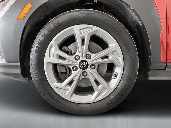 2022 Hyundai Kona Preferred AWD-6