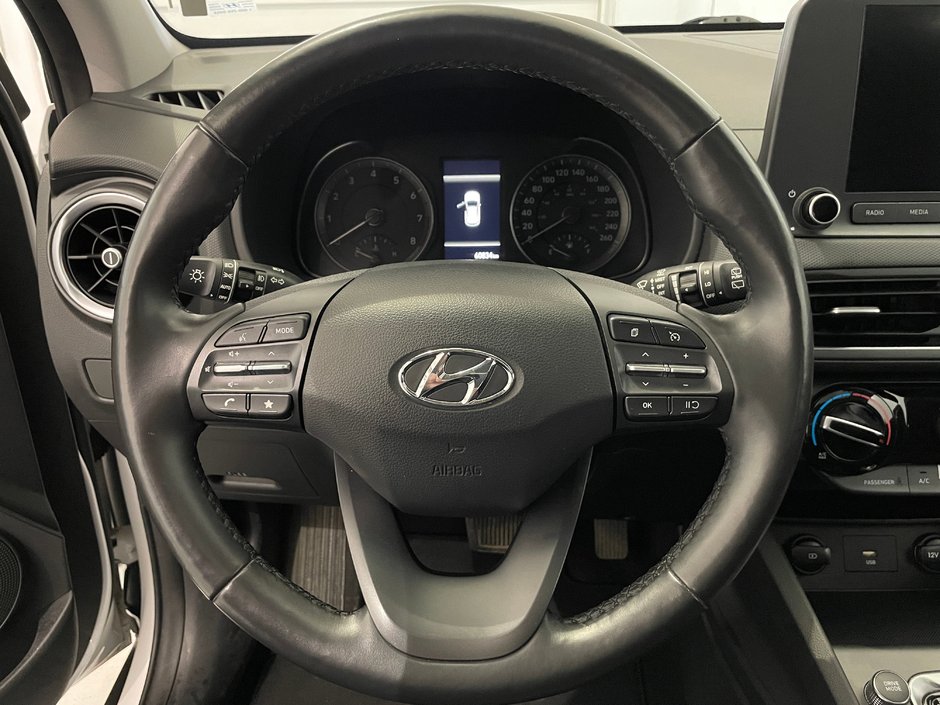 Hyundai Kona Preferred AWD 2022-10