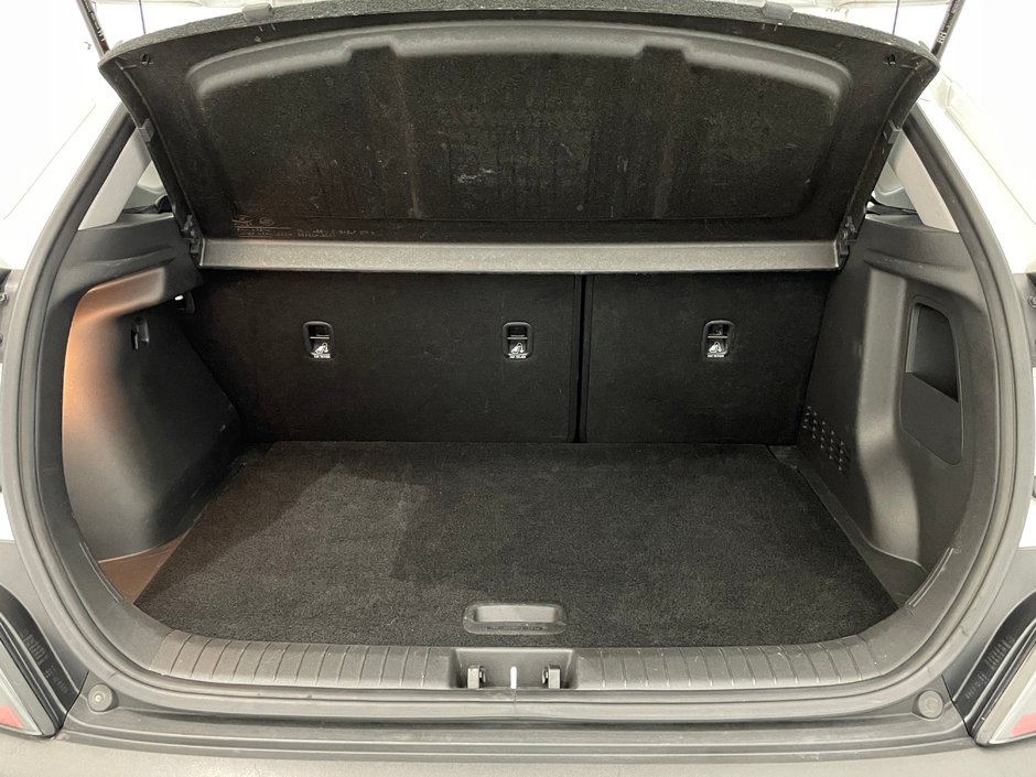 Hyundai Kona Preferred AWD 2022-24