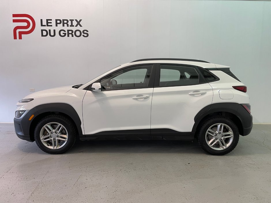 2022 Hyundai Kona Essential AWD-3