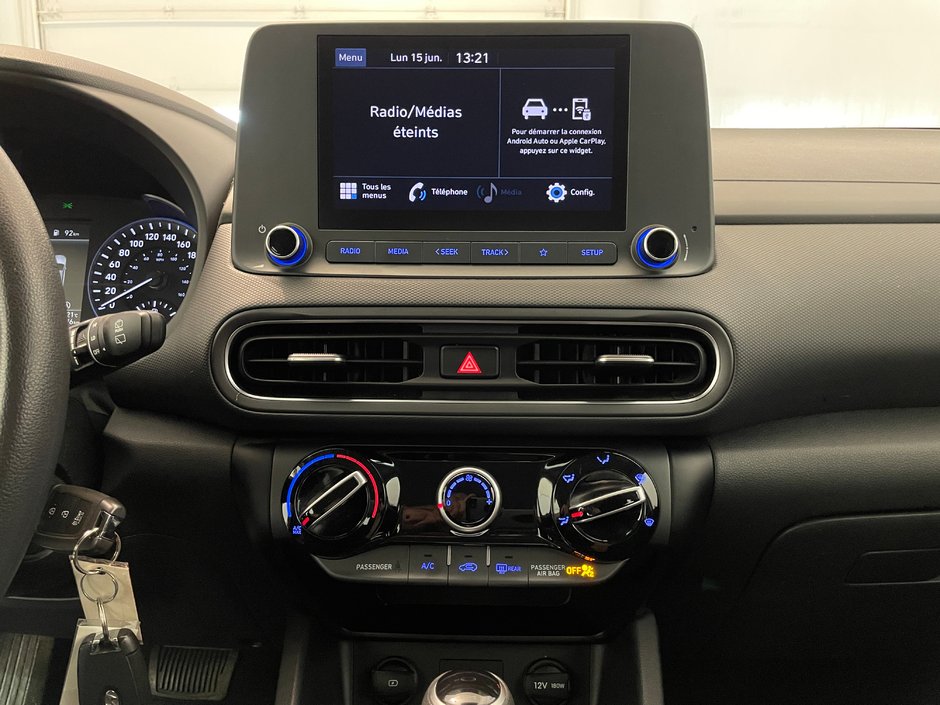2022 Hyundai Kona Essential AWD-14