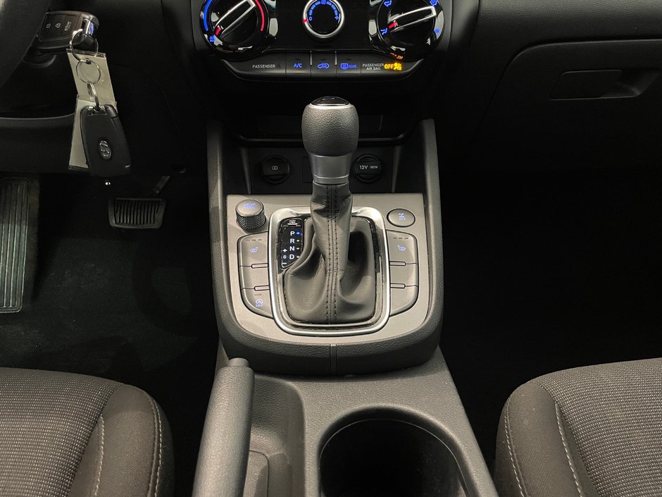 2022 Hyundai Kona Essential AWD-19