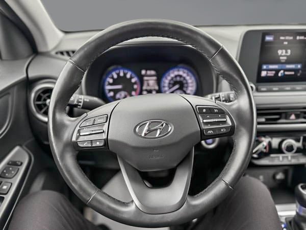 Hyundai Kona Preferred 2023-9