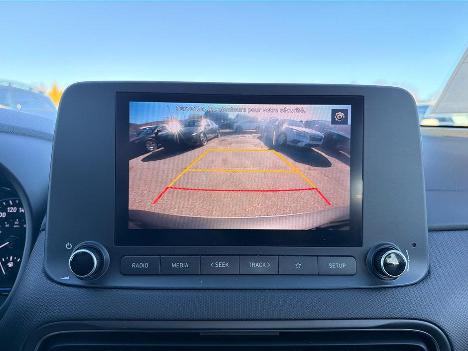 Hyundai Kona ESSENTIAL AWD 2023-22