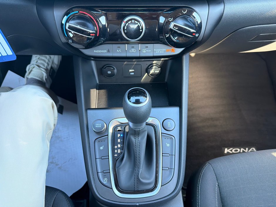 Hyundai Kona ESSENTIAL AWD 2023-23