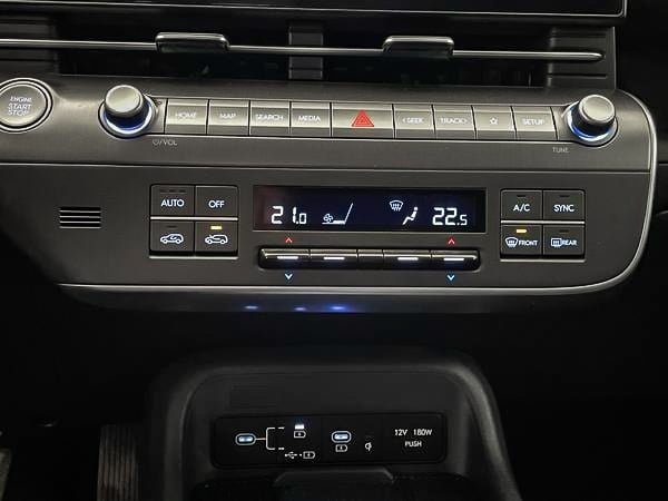 Hyundai Kona Preferred Trend package AWD 2024-20