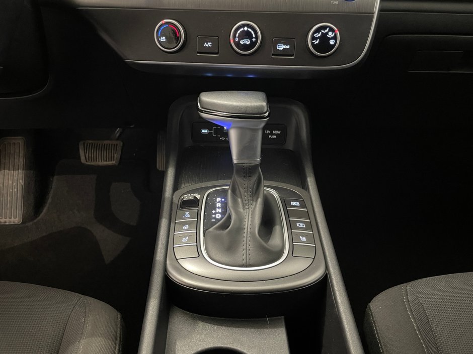 2024 Hyundai Kona Preferred AWD-21