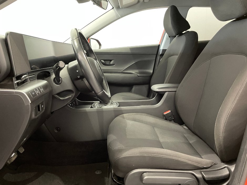 2024 Hyundai Kona Preferred AWD-10