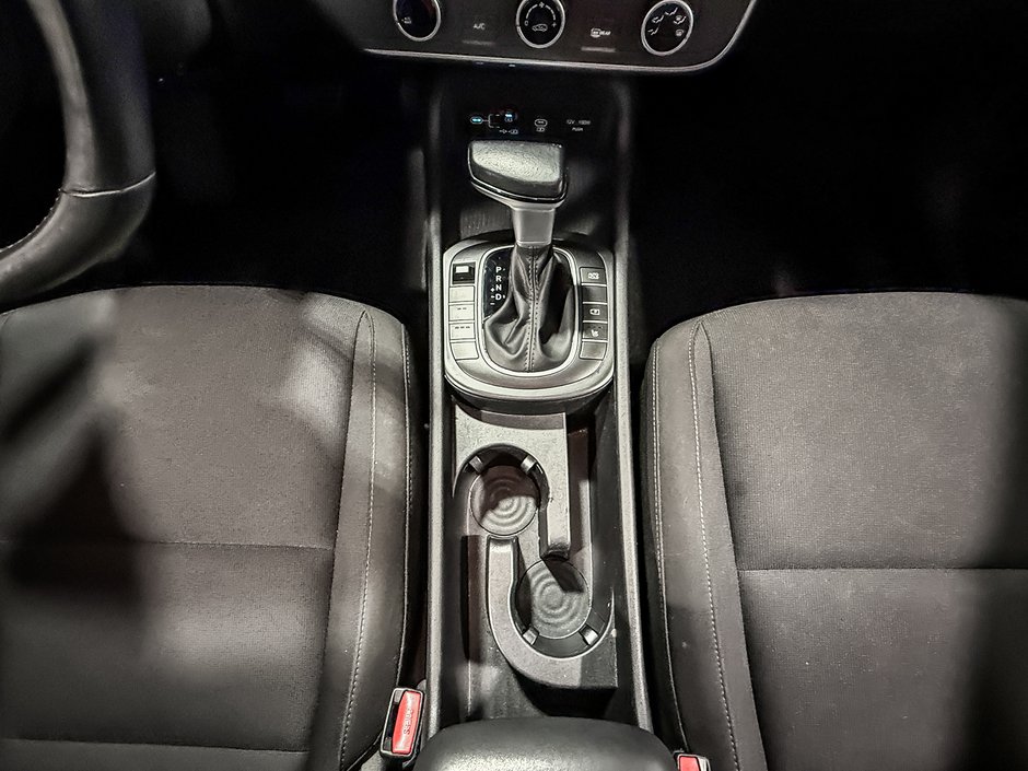 2024 Hyundai Kona Preferred-23