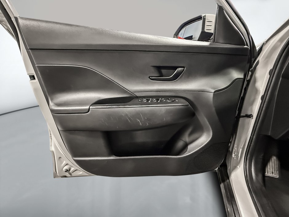 2024 Hyundai Kona Preferred-10