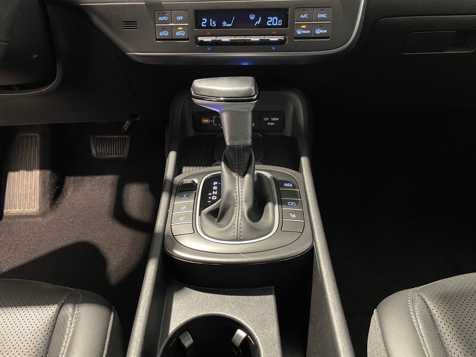Hyundai Kona Preferred AWD 2024-21