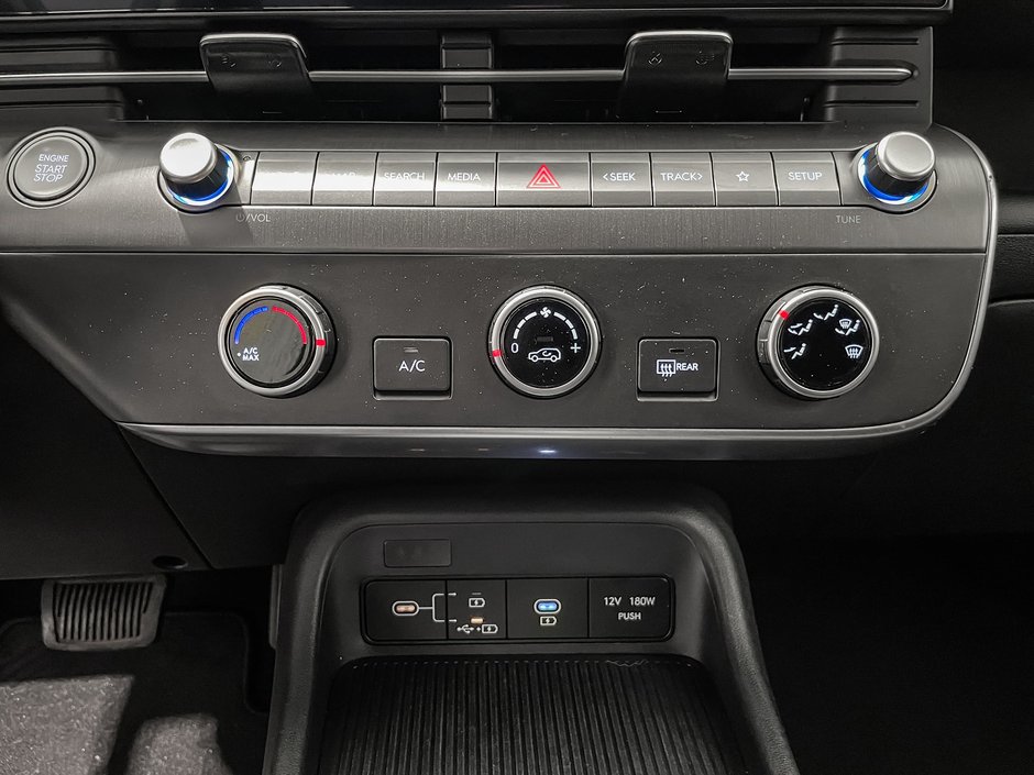 2024 Hyundai Kona Preferred AWD-20