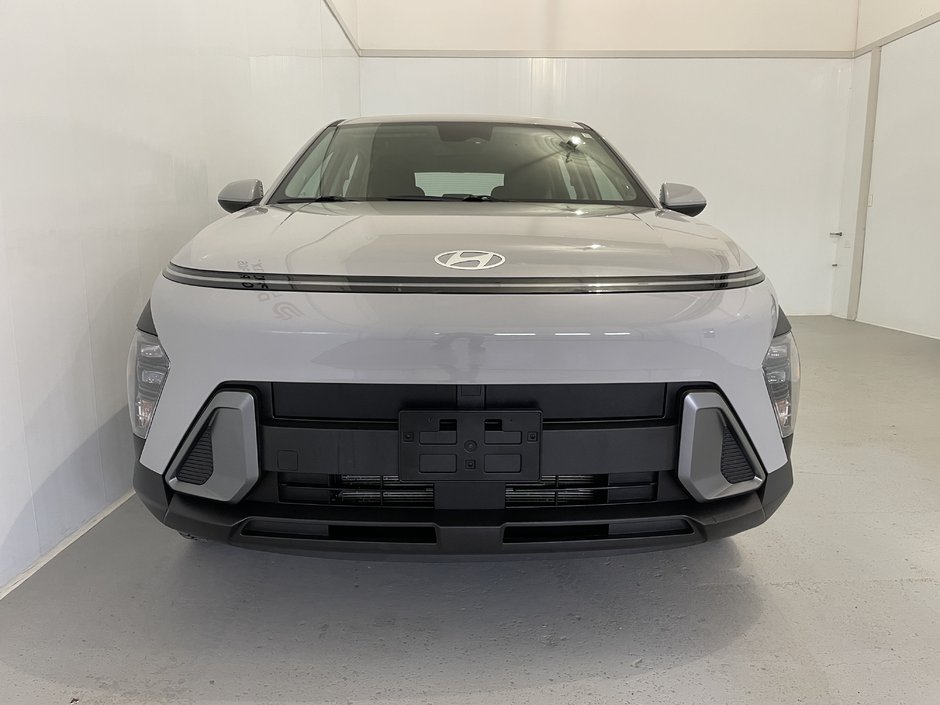 2025 Hyundai Kona Essential AWD-1