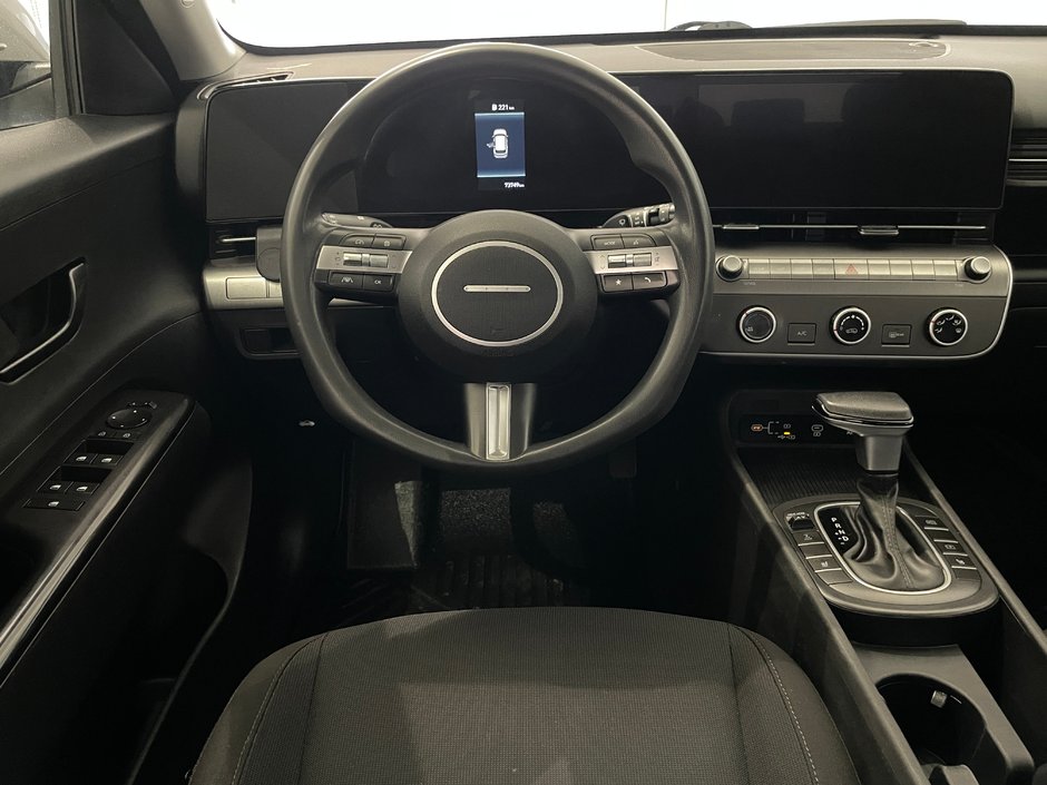 2025 Hyundai Kona Essential AWD-7