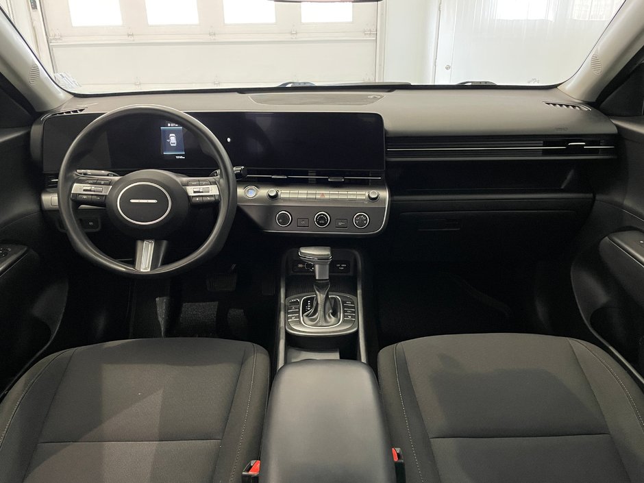 2025 Hyundai Kona Essential AWD-6
