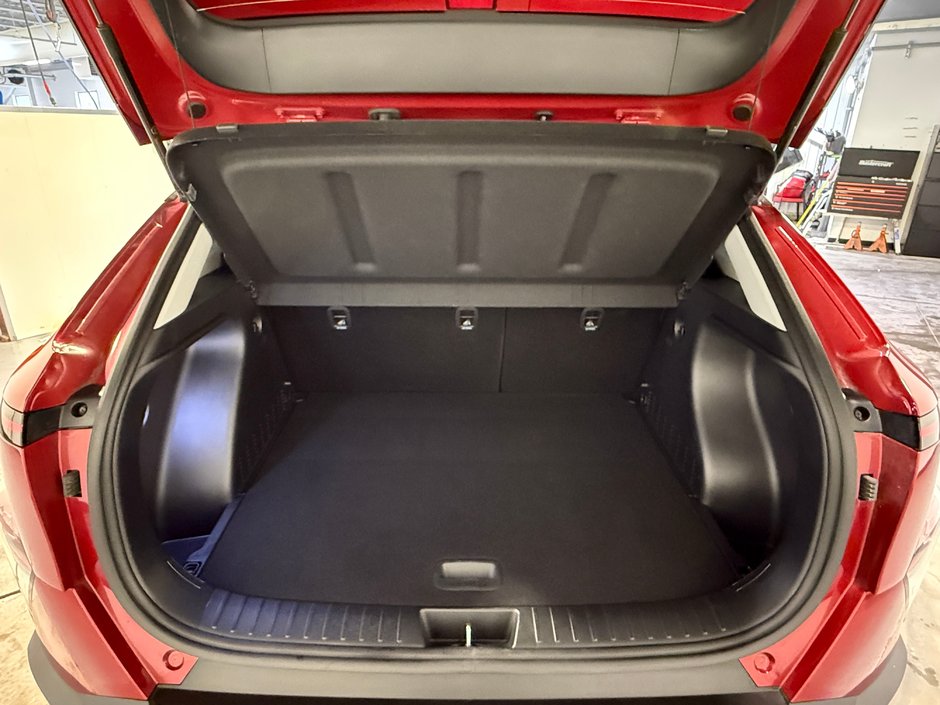 2025 Hyundai Kona Preferred w/Sport-25