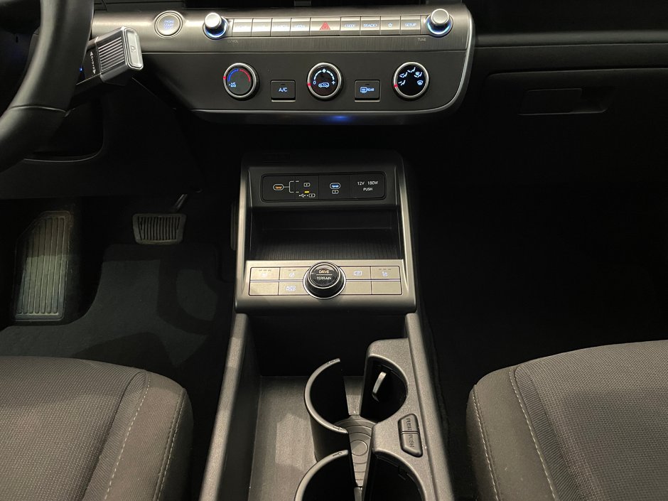 2025 Hyundai Kona Preferred Sport AWD-22
