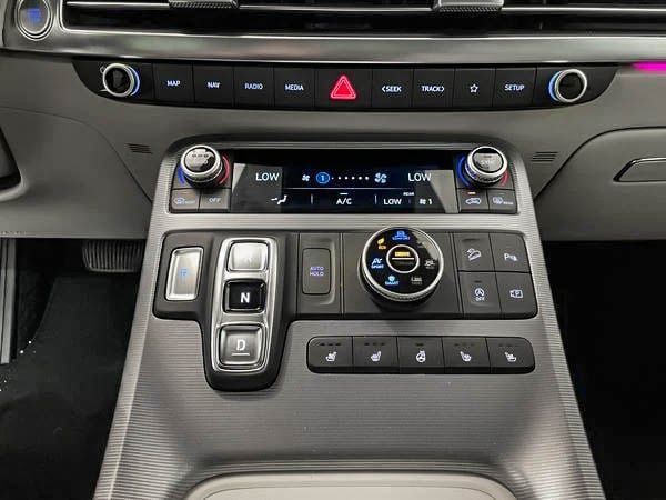 2024 Hyundai Palisade Ultimate Calligraphy AWD-23