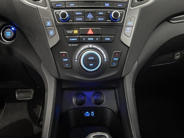 2017 Hyundai Santa Fe Sport LIMITED AWD-22