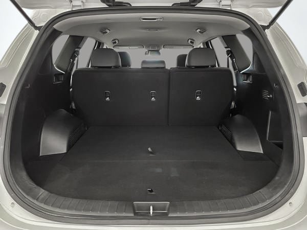 Hyundai Santa Fe Essential 2019-23