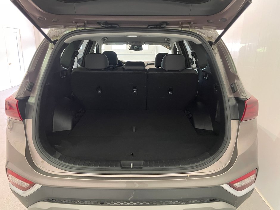 Hyundai Santa Fe Preferred 2.0T AWD 2019-26