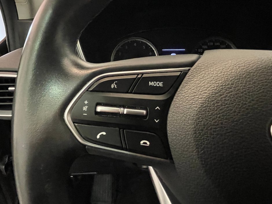 Hyundai Santa Fe Preferred 2.0T AWD 2019-13