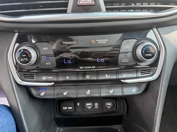 2020 Hyundai Santa Fe ULTIMATE AWD-20
