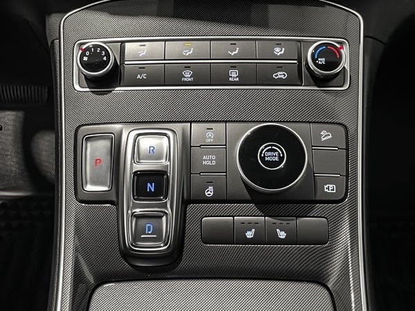 2021 Hyundai Santa Fe Essential-20