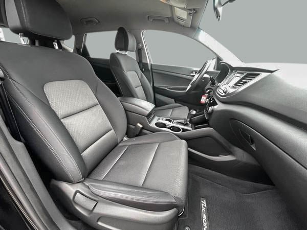 Hyundai Tucson PREMIUM FWD 2016-23