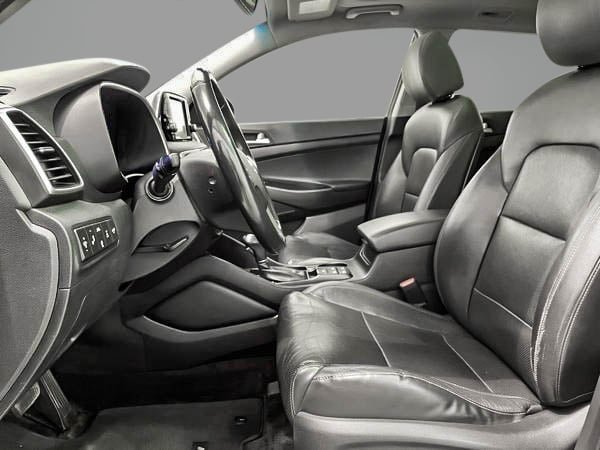 Hyundai Tucson Luxury AWD 2019-10