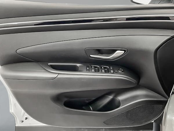 2022 Hyundai Tucson Essential-9