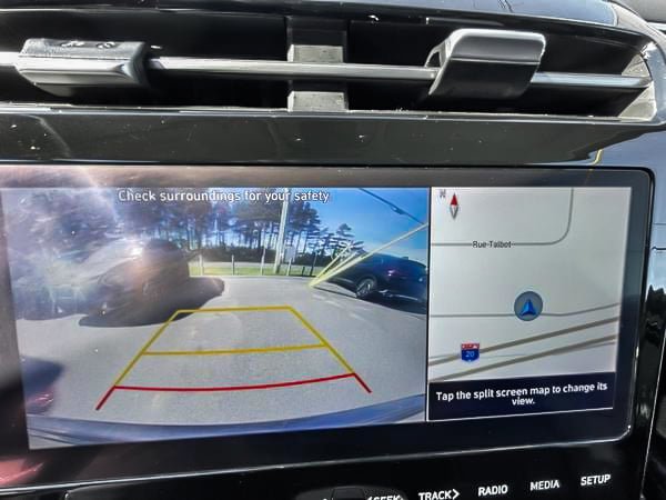 Hyundai Tucson preferred 2023-14