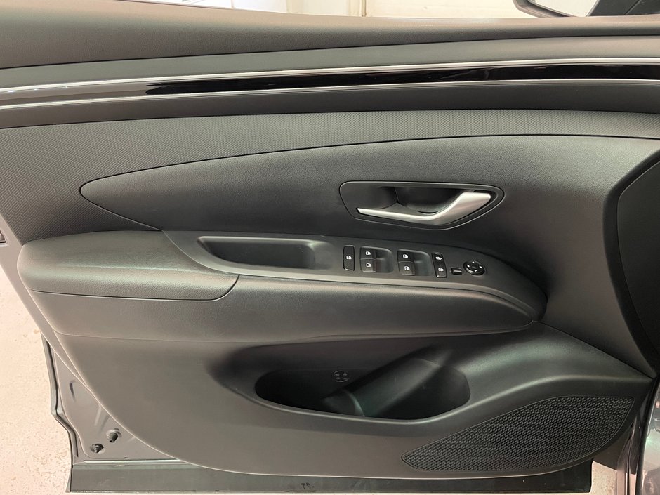 2023 Hyundai Tucson Preferred AWD-9