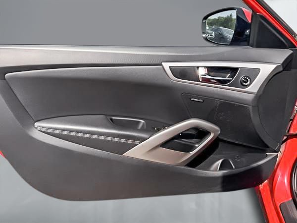 2013 Hyundai Veloster BASE-11