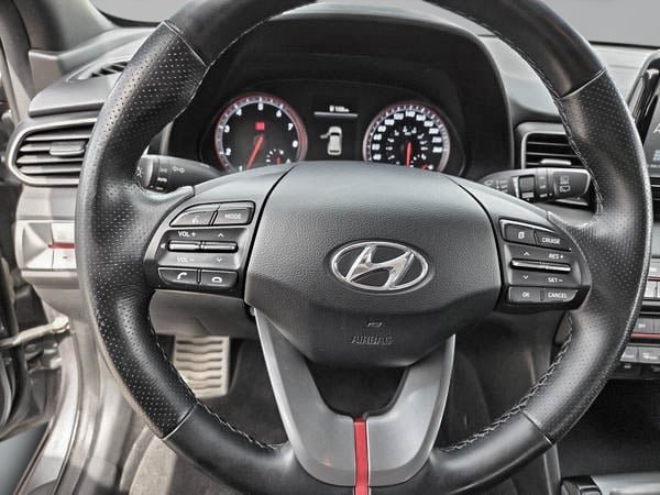 2020 Hyundai Veloster TURBO-11