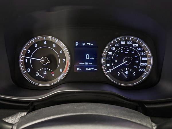 2021 Hyundai Venue ESSENTIAL-18