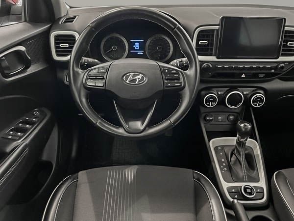 Hyundai Venue Ultimate 2021-8