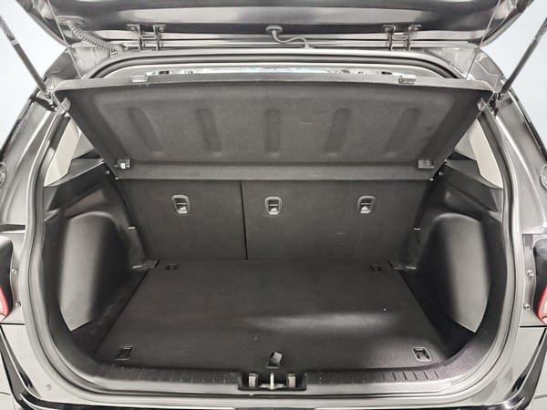 2022 Hyundai Venue ESSENTIAL-24