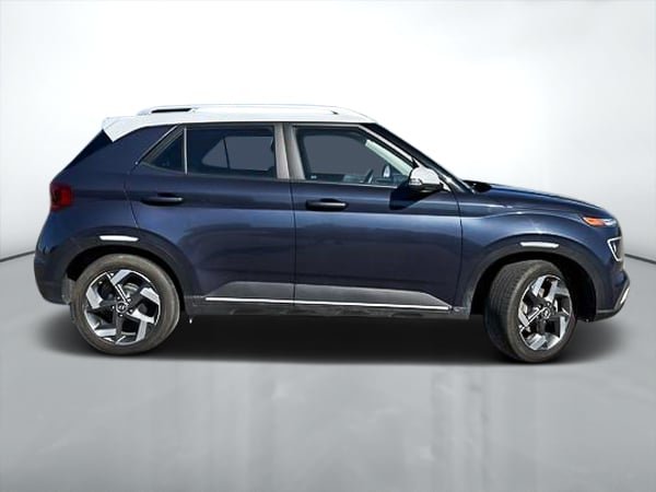 2022 Hyundai Venue Denim-1