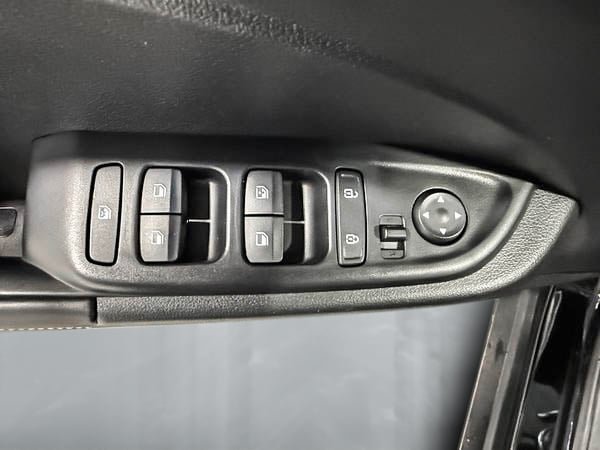 Hyundai Venue ULTIMATE DENIM 2022-12