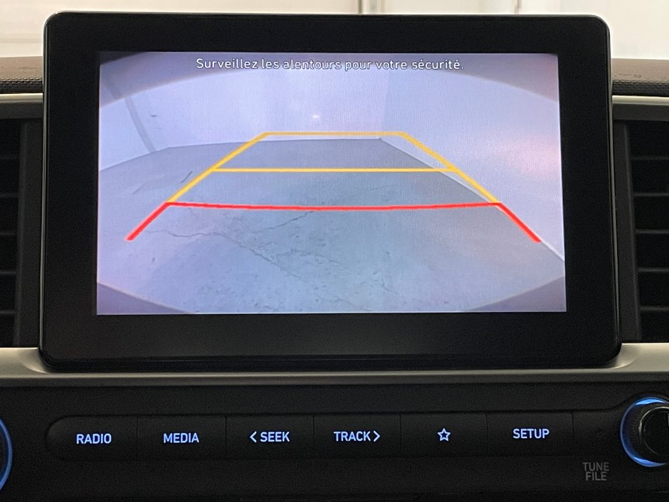Hyundai Venue Preferred 2022-20
