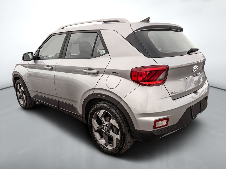 2022 Hyundai Venue TREND-4