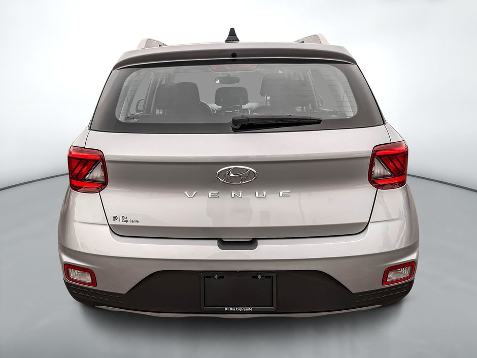 2022 Hyundai Venue TREND-5
