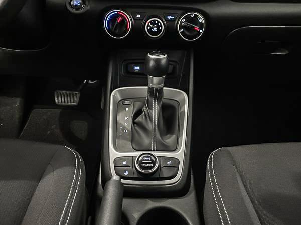 Hyundai Venue Preferred 2023-20