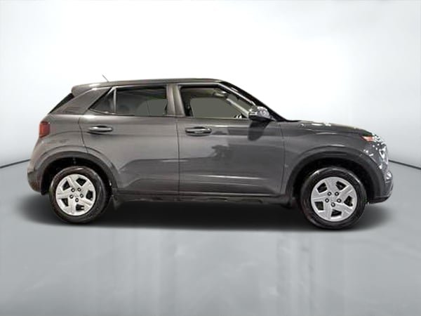 2024 Hyundai Venue ESSENTIAL-1