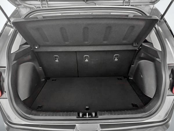 2024 Hyundai Venue ESSENTIAL-24
