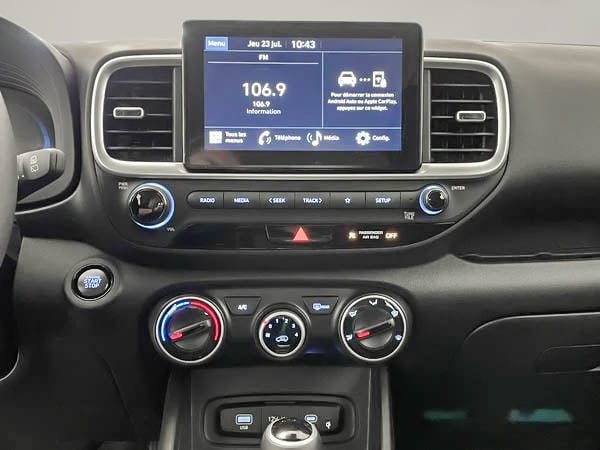 2026 Hyundai Venue Preferred-16